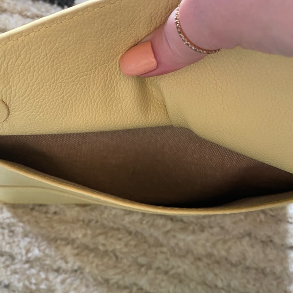 NWT Botkier Crosstown Large Leather Clutch in Gift Box - Picture 5 of 7